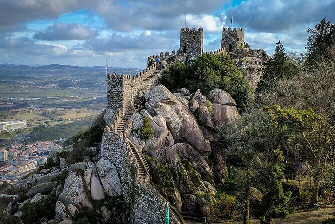 Full-day Private Sintra Tour with Guide - Stop 3: Sintra time on your terms (the easy 30 minutes)