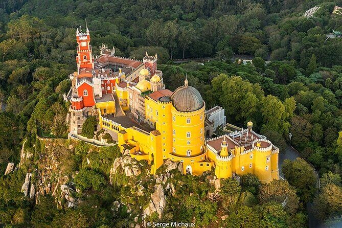 Full-day Private Sintra Tour with Guide - Stop 5: Cascais for a calm, walkable seaside break