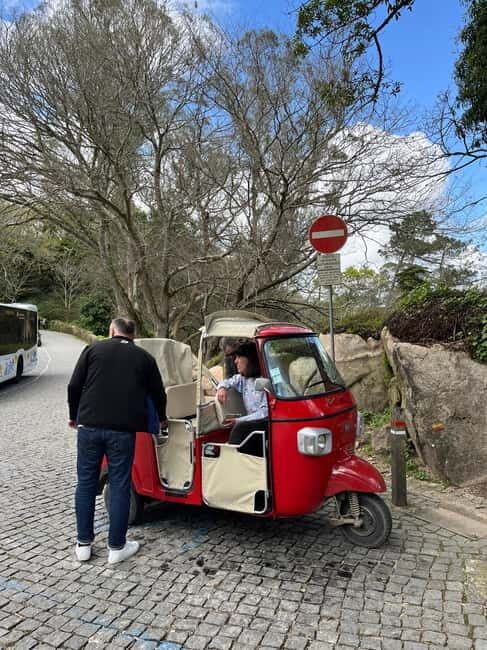 Sintra: 2-Hour Guided Tuk-Tuk Tour - Quinta da Regaleira + Seteais Palace: famous sights, short and sweet