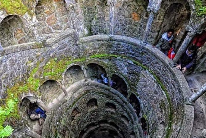 Private Tour : Pena Palace , Sintra and Cascais Tour - A private Sintra and Cascais day is the easiest way to do it